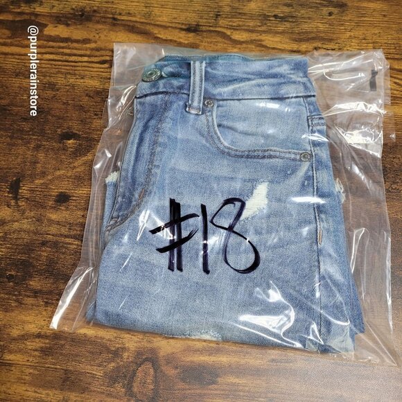 American Eagle Curvy Hi Rise Mini Skirt 00 Next Level Stretch Medium Light Wash - Picture 10 of 10